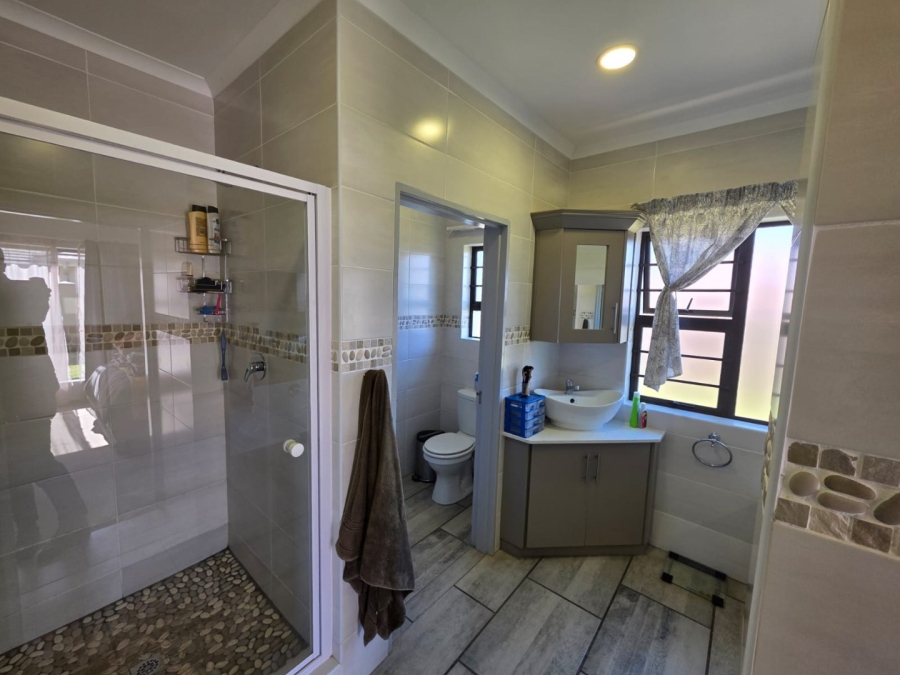 To Let 3 Bedroom Property for Rent in La Provance Free State